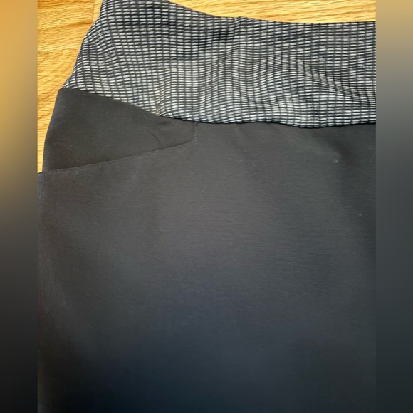 Adidas black golf skort medium - Picture 4 of 5